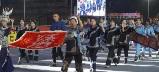 桐庐,内地第二获,国际认证马,香港赛马会官网,赛程安排,赛果查询,马匹资料,赛事资讯